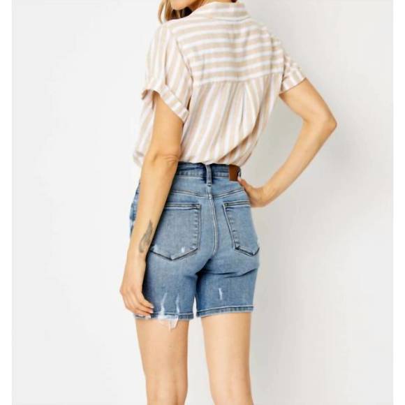 NEW JUDY BLUE high waist destroyed hem bermuda shorts in medium blue - Picture 3 of 3